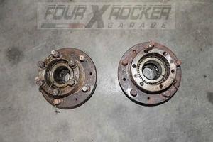 Montanti mozzi ruota posteriori UAZ 469B