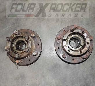 Montanti mozzi ruota posteriori UAZ 469B