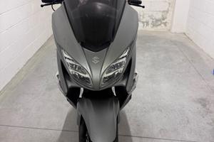 Suzuki Burgman 400