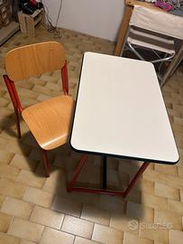 Banco da scuola per bambini