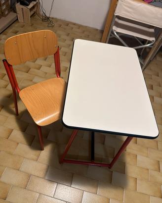 Banco da scuola per bambini