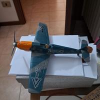 modellino aereo da guerra