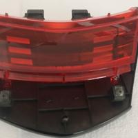 fanale posteriore più supporto 