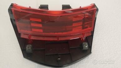 fanale posteriore più supporto 