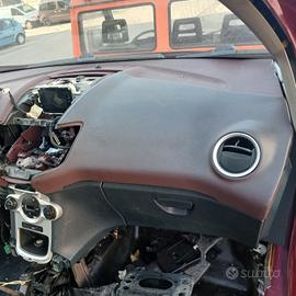 cruscotto rosso kit airbag Ford Fiesta 2008/16