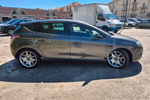 Lancia Delta GPL Ecochic Momo Design 1.4 120cv