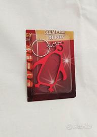 portachiavi e apribottiglie pinguino