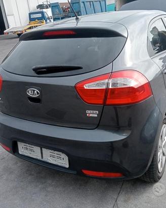 Kia Rio 2014 1.4 D4FC Demolita - Per Ricambi