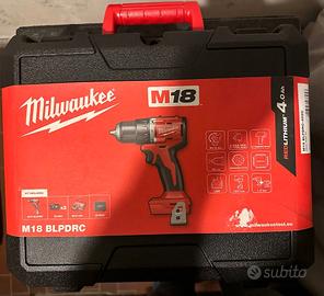 trapano a percussione Milwaukee M18 BLPDRC
