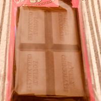 Specchio a tavoletta di cioccolato al latte