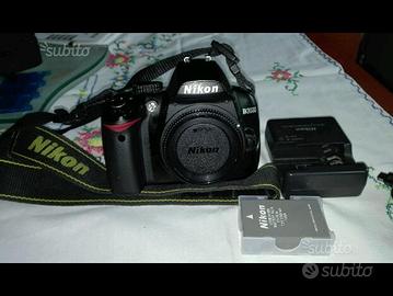 Nikon D3000