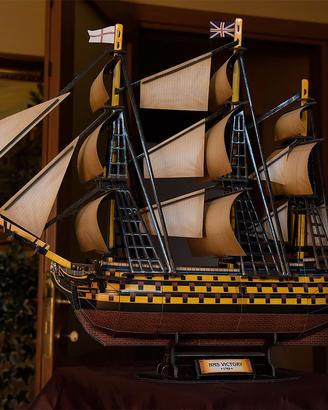 Nave HMS Victory realizzata artigianalmente