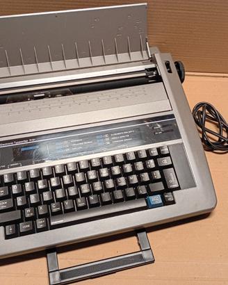 Macchina da scrivere elettronica