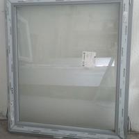 n°2 Finestre in  PVC grigia e argento