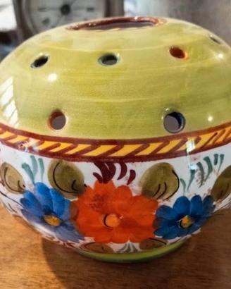Vaso artigianale Deruta dipinto tema fiori