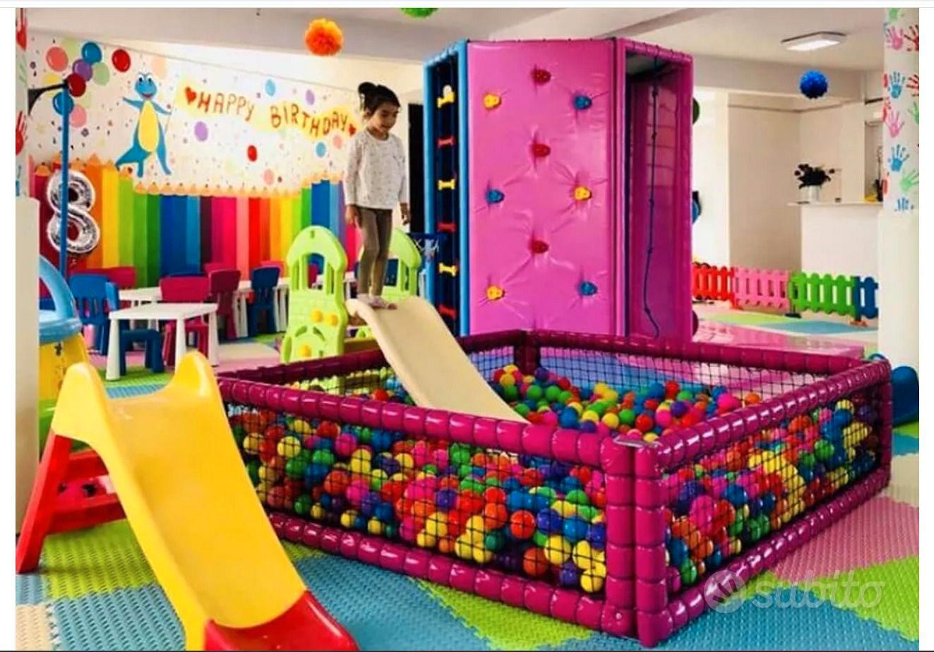 Camera con palline - produzione e vendita di giochi per bambini