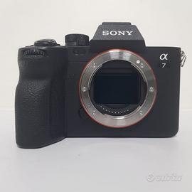 Mirrorless Sony 7M4 body usato