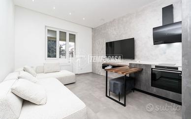 BILOCALE COMPLETAMENTE RISTRUTTURATO E ARREDATO