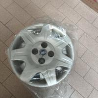 copricerchi originale da 14 x punto