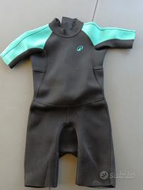 muta shorty Decathlon Tribord 5/6 anni