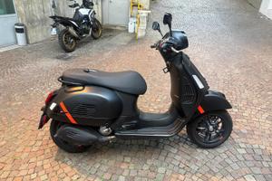 Vespa gts 300 super sport