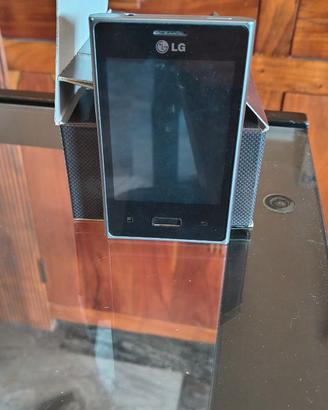 LG E400