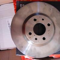 dischi freno anteriori Brembo 