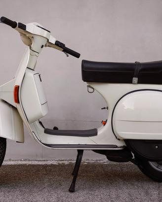 Vespa PX200E arcobaleno da collezione piaggio