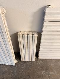 Radiatori in ghisa funzionanti €40 cad