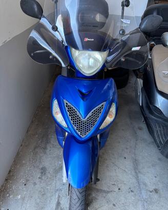 Suzuki SIXteen 150