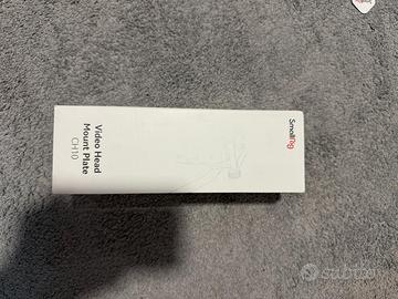 Treppiede SMALLRIG testa fluida per fotocamera.