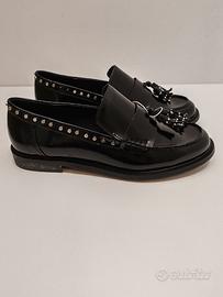 Mocassini da donna con nappine Bata Red Label