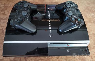 playstation 3 con 2 joystick e giochi