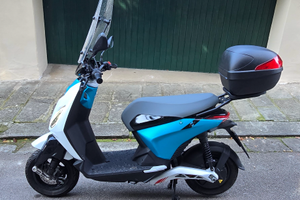 EScooter Piaggio 1 da 50km