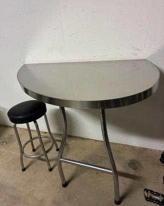 Tavolo acciaio Philippe Starck  con 4 sgabelli