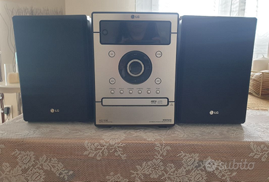 Stereo Mini hi-fi LG XC102