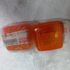 plastiche frecce yamaha t 600