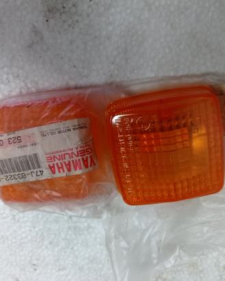 plastiche frecce yamaha t 600