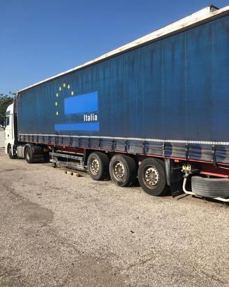 Semirimorchio schmitz centinato buca coils