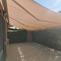 Tenda da Giardino/Terrazzo motorizzata.