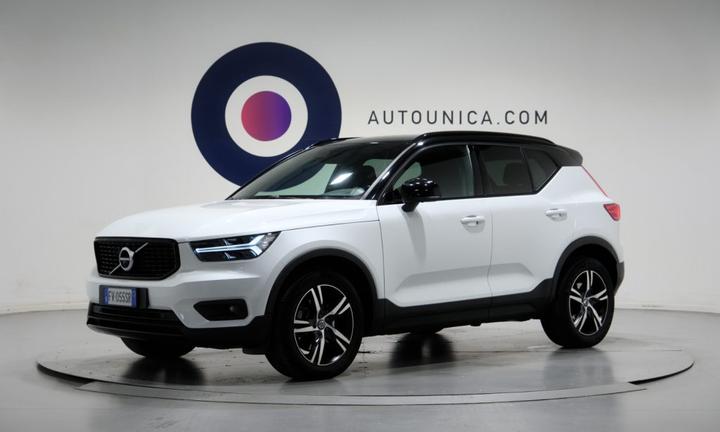 VOLVO XC40 D4 AWD GEARTRONIC R-DESIGN FULL LED