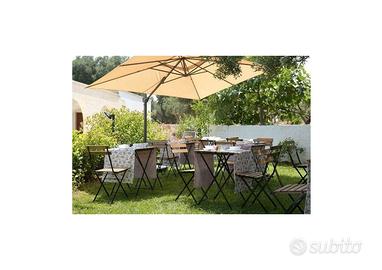 Ombrelloni con telo ecru 330x240 con relative basi