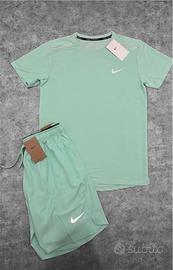 Completo sportivo Nike Running