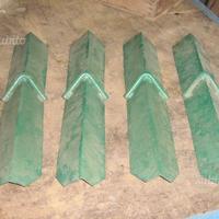 Angolari per legature casse su rimorchio