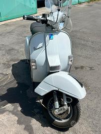 vespa pari al nuovo sempre tenuta bene 