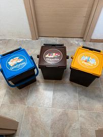 Set di bidoncini raccolta differenziata