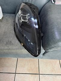 Faro dx porche macan 2021