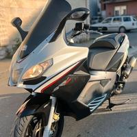 Aprilia Srv 850