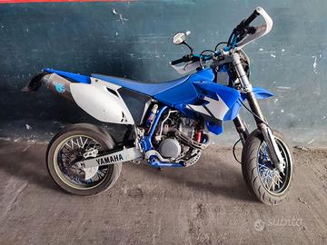 Yamaha WRF 450 Motard