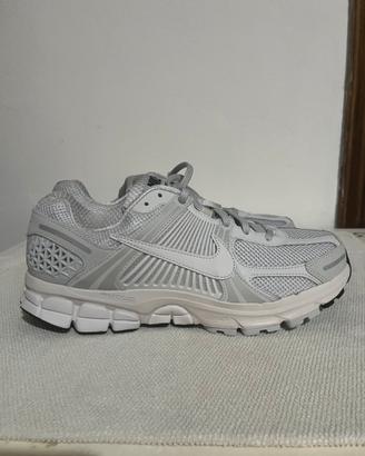 Nike zoom vomero 5